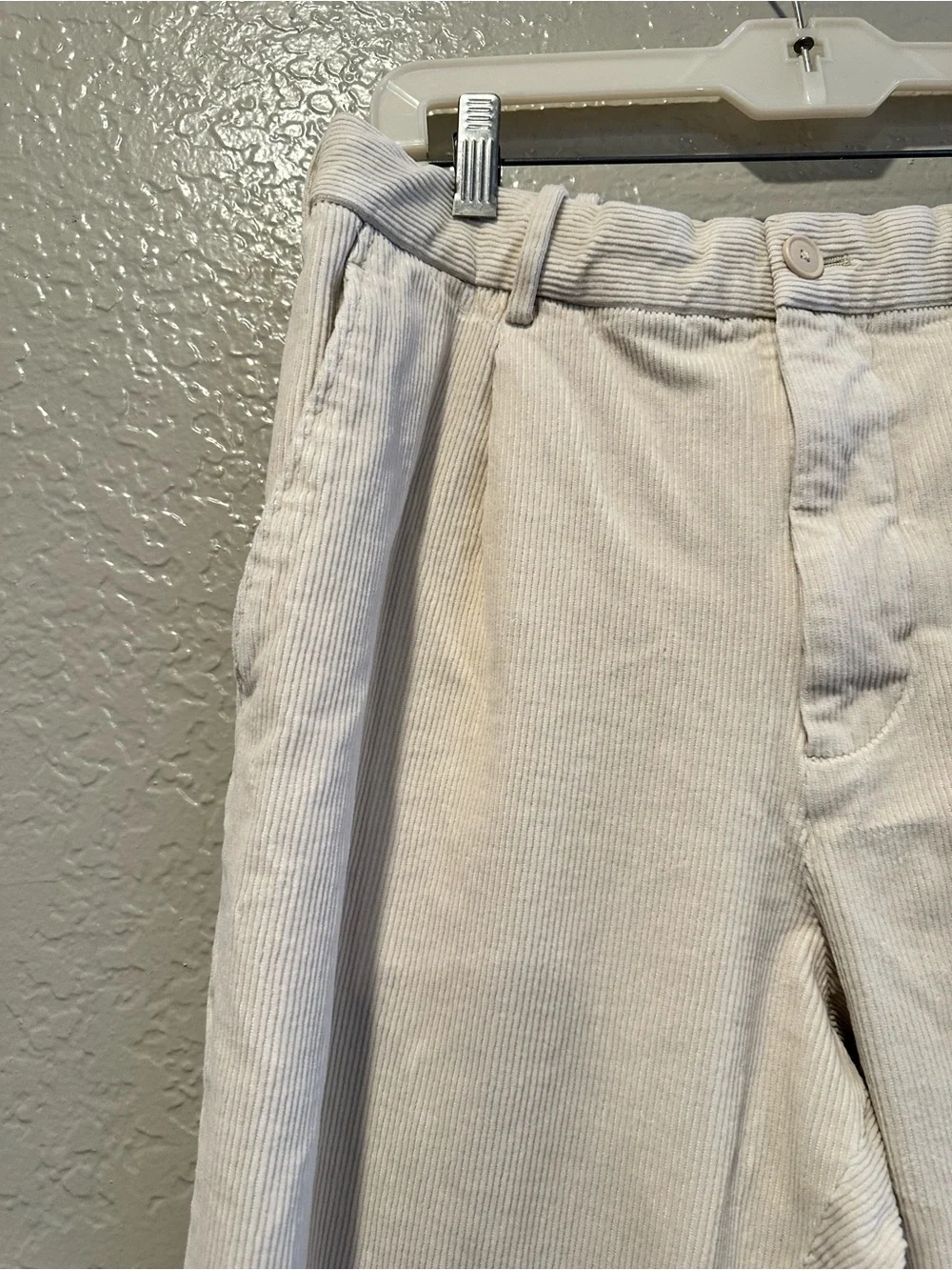 Uniqlo Men's Light Beige Corduroy Casual Pants-Bought in Korea-Size Small